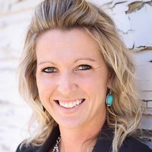 Meet your Posher, Lacey